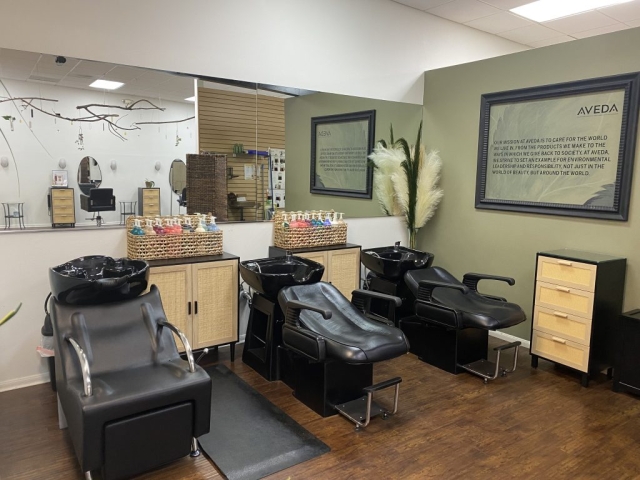 Photo of Le Beau Salon